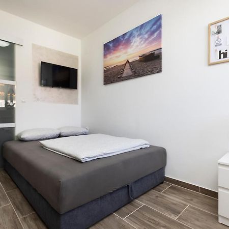 Studio Apartment Pinetree - Mali Lošinj Exterior foto