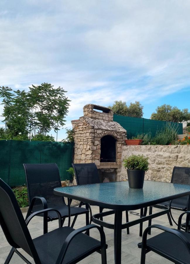 Studio Apartment Pinetree - Mali Lošinj Exterior foto